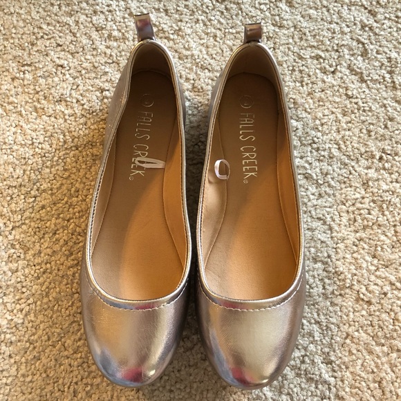 3/$25 Sale Falls Creek Metallic Ballet Flats, 7M - Picture 2 of 6